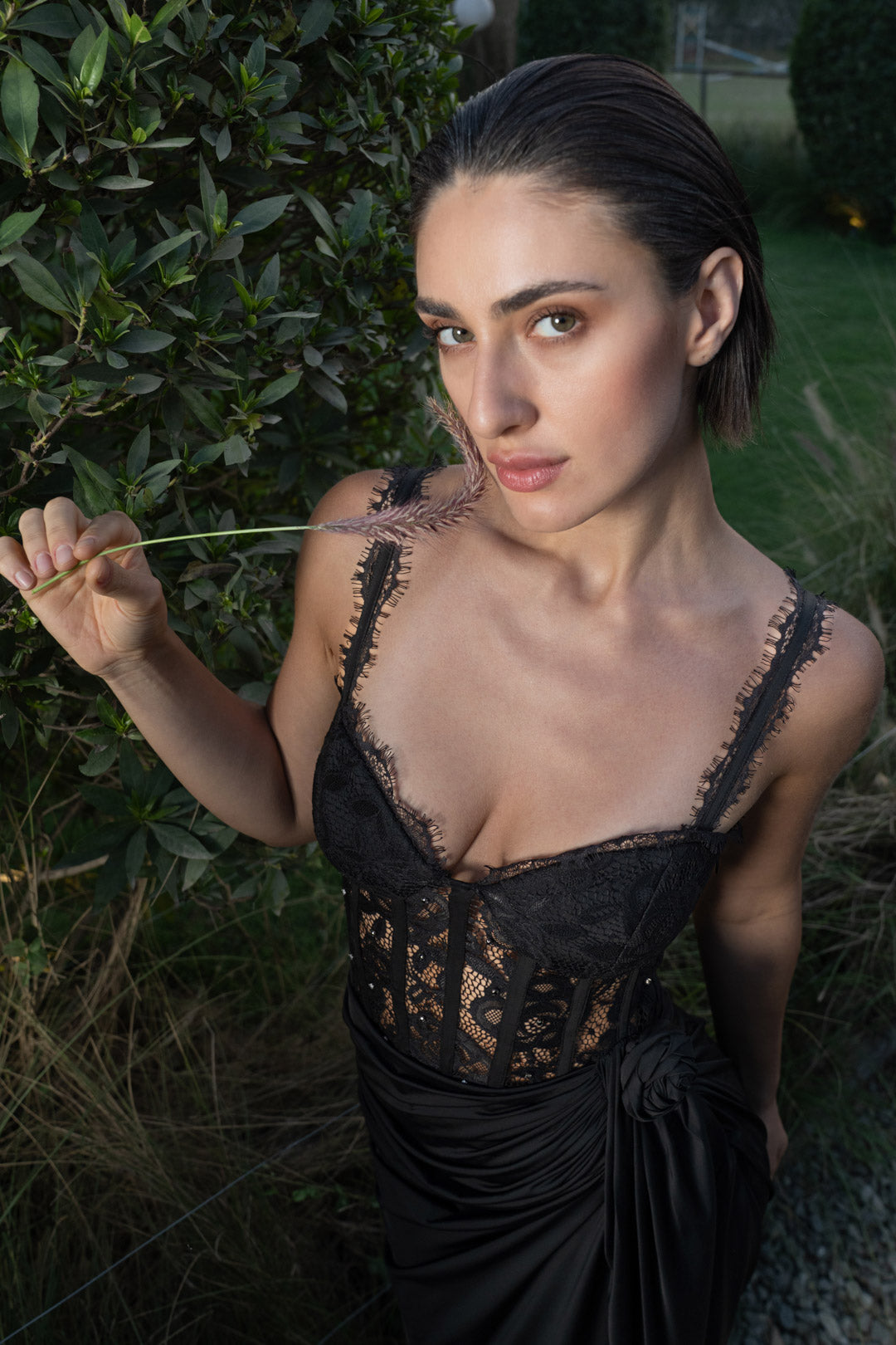 BLACK LACE CORSET MAXI DRESS