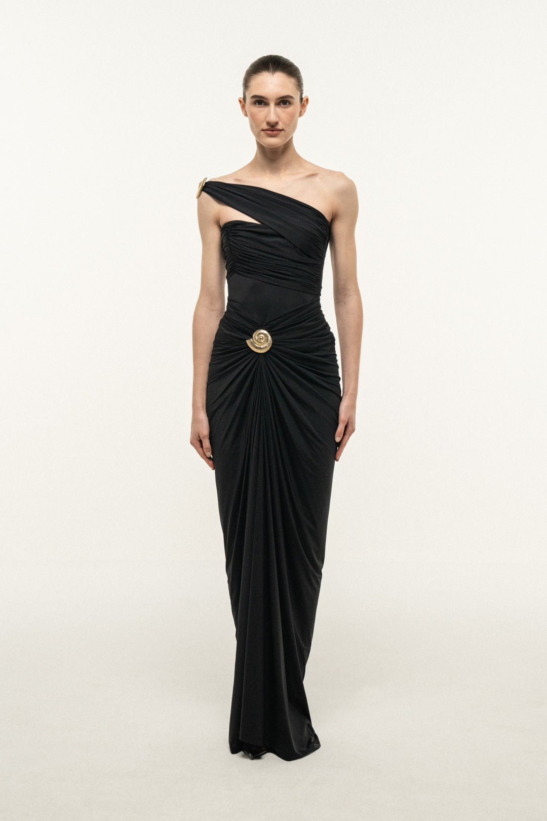 BLACK ONE-SHOULDER DRAPED MAXI DRESS WITH GOLD SHELL DETAIL