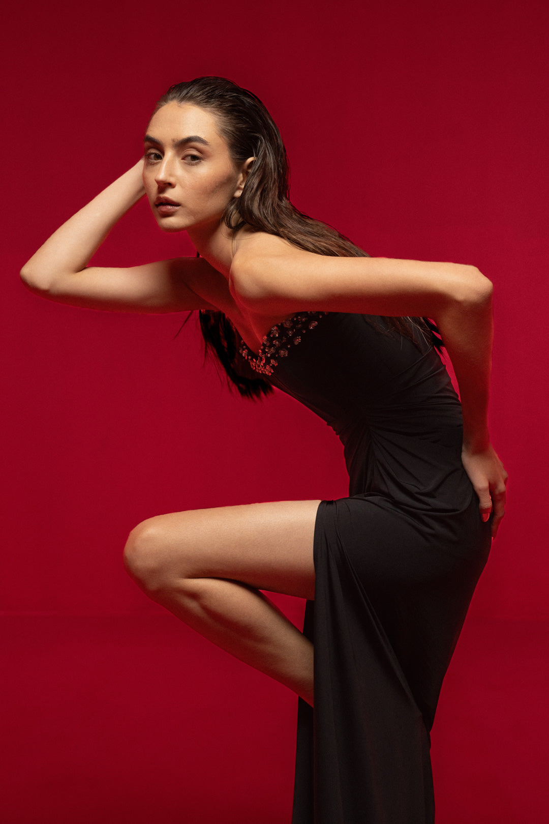 BLACK EMBELLISHED STRAPLESS MAXI DRESS WITH SLIT