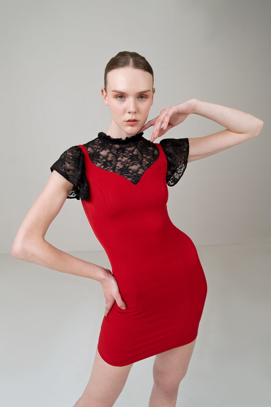 RED MINI FITTED DRESS WITH MESH PANNELING