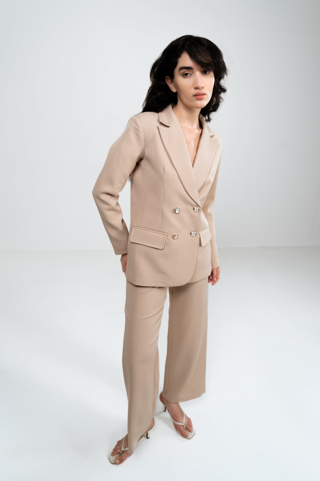 BEIGE OVERSIZED BLAZER AND RELAXED FIT PANT SUIT