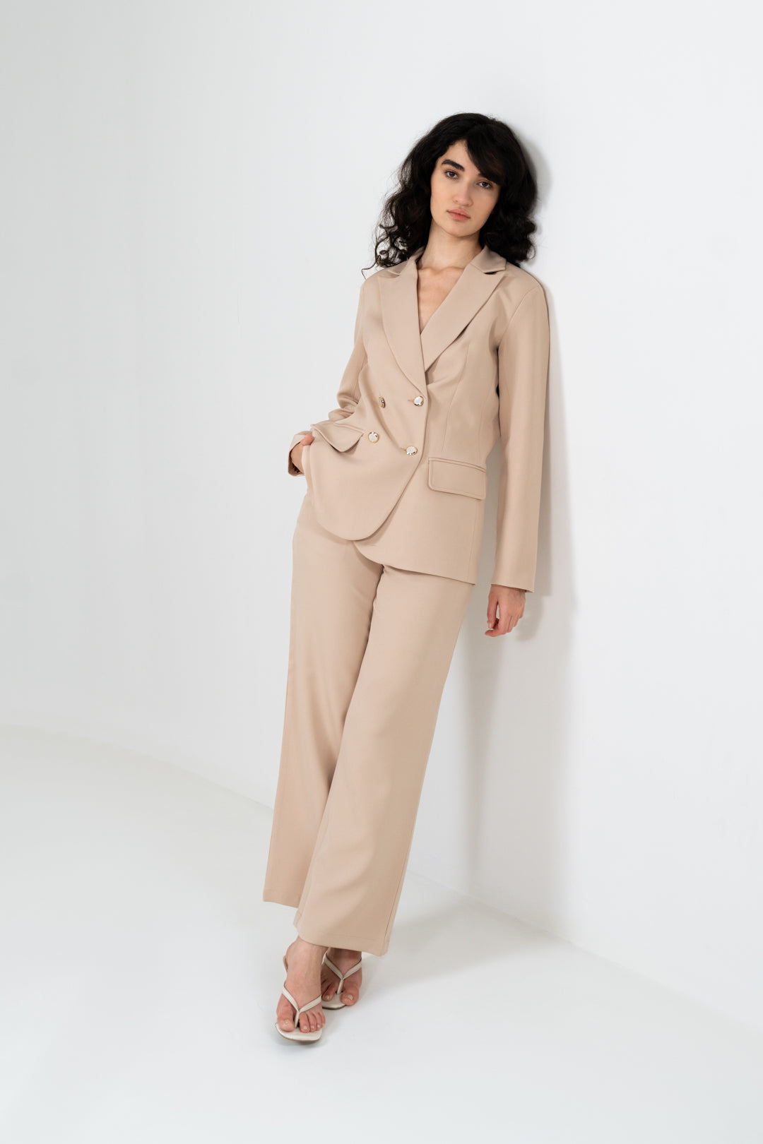 BEIGE OVERSIZED BLAZER AND RELAXED FIT PANT SUIT