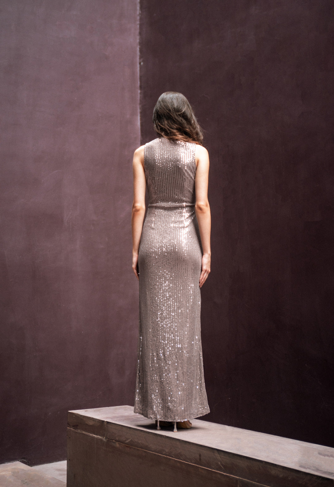 BROWN SLEEVELESS SEQUIN GOWN WITH KNOT DETAIL