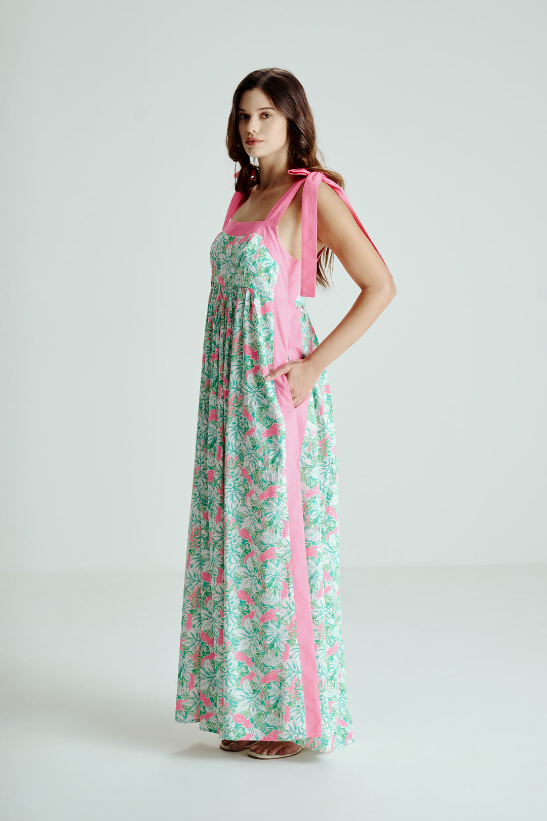 TIE-STRAP MAXI DRESS