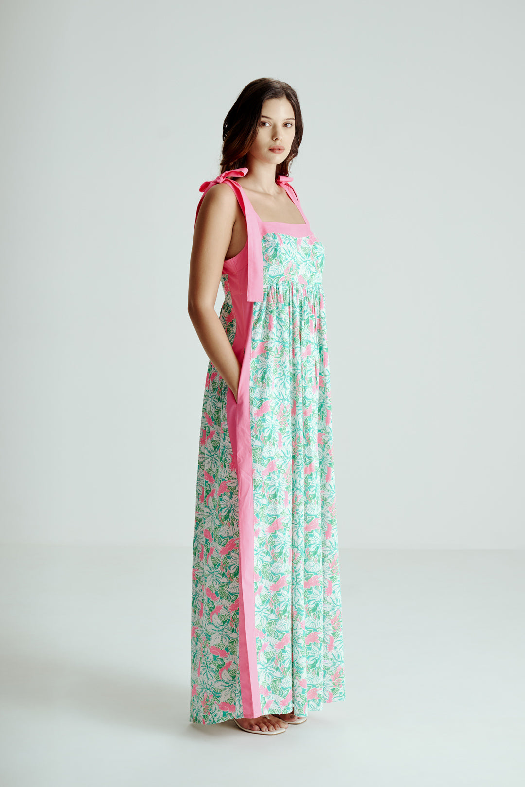 TIE-STRAP MAXI DRESS