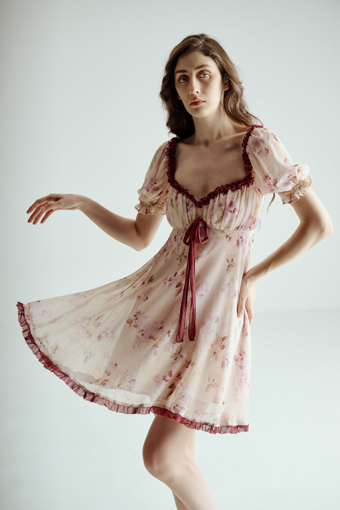 FLORAL MINI DRESS WITH PUFF SLEEVES