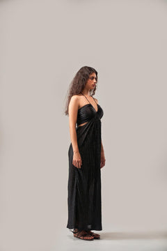 BLACK TEXTURED DRAWSTRING DETAIL DRESS - Sotbella