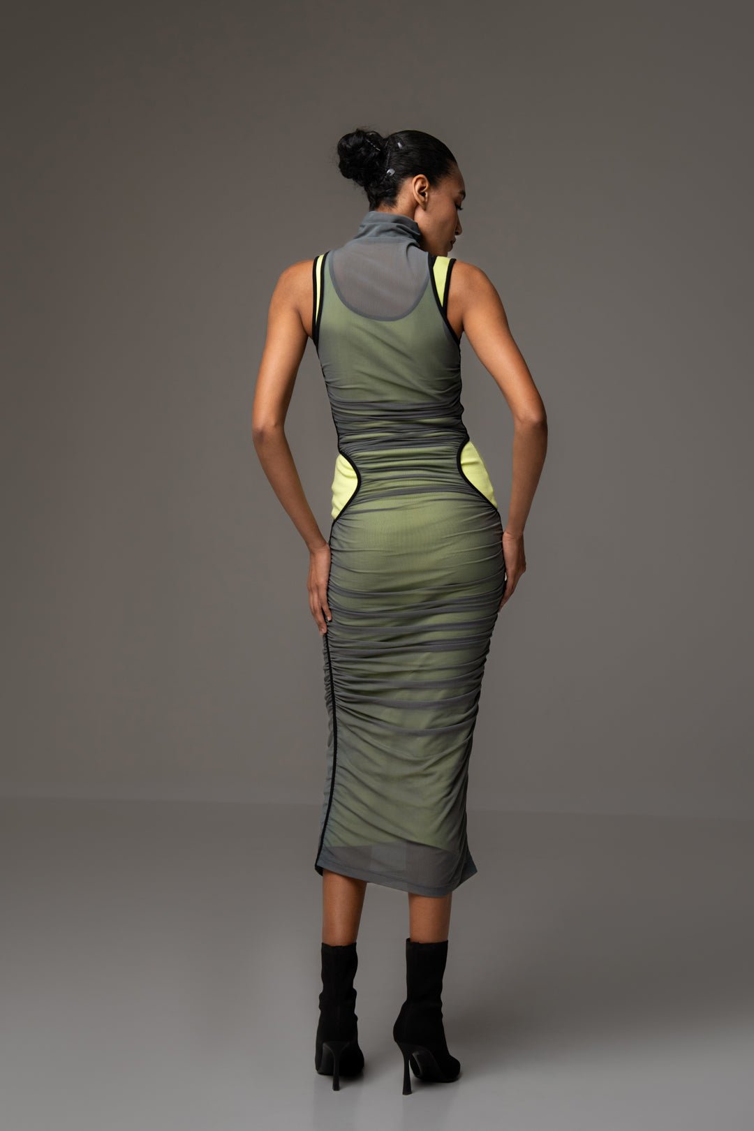 NEON LAYERED MESH DRESS WITH CONTRAST DETAIL - Sotbella