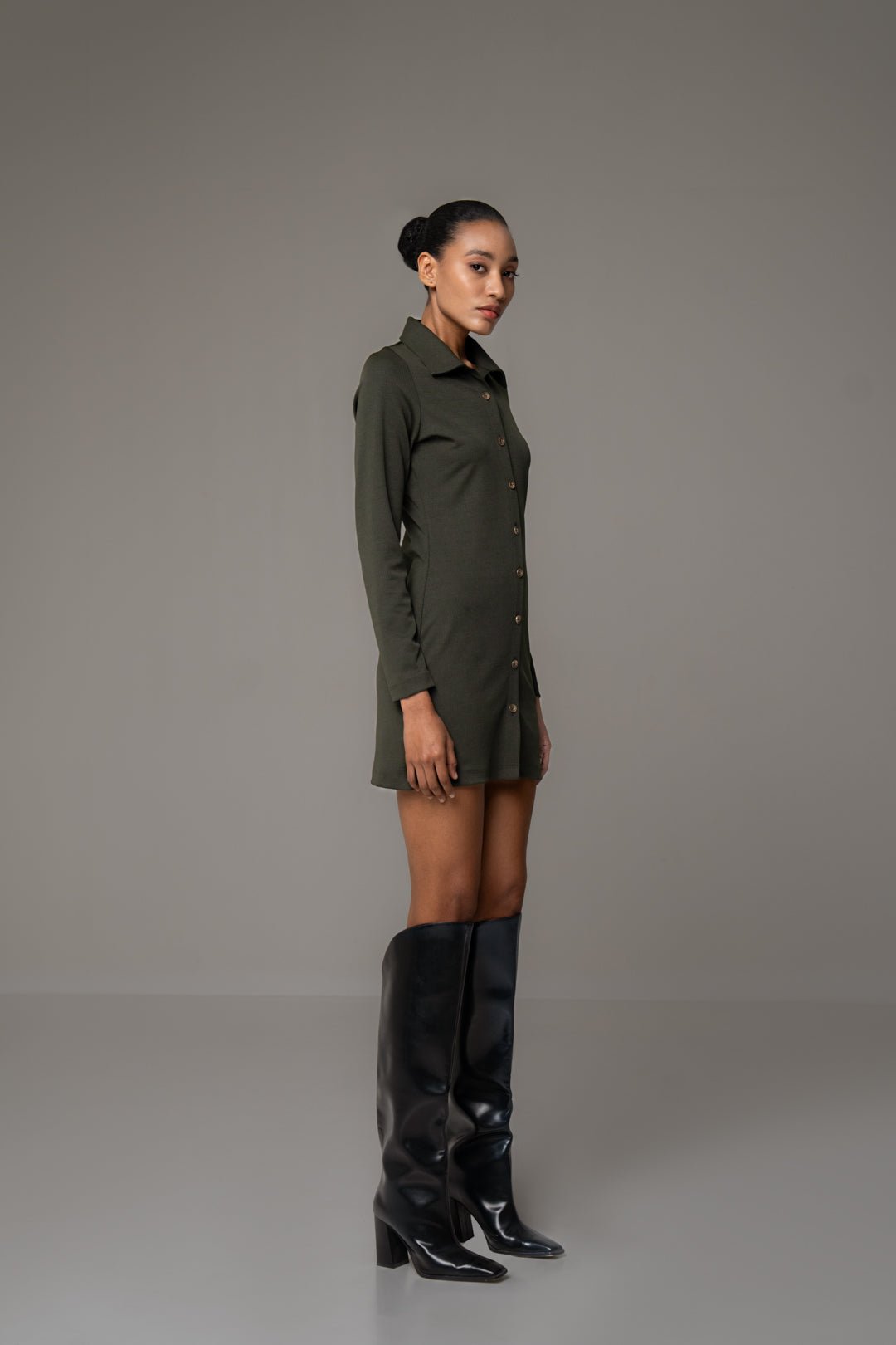 OLIVE SHIRT BODYCON DRESS - Sotbella