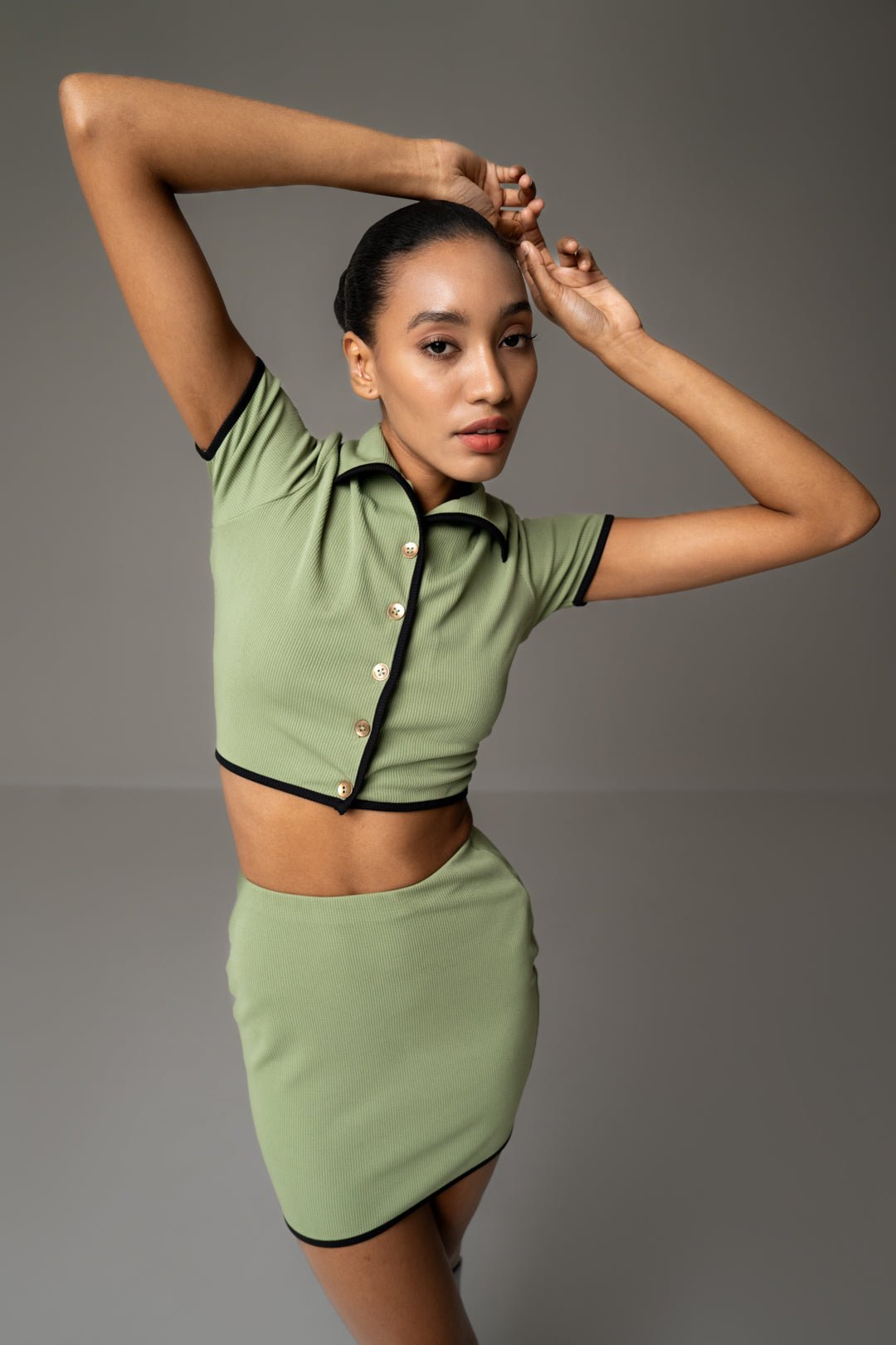 SAGE GREEN BUTTON UP TOP AND SKIRT CO - ORD SET - Sotbella