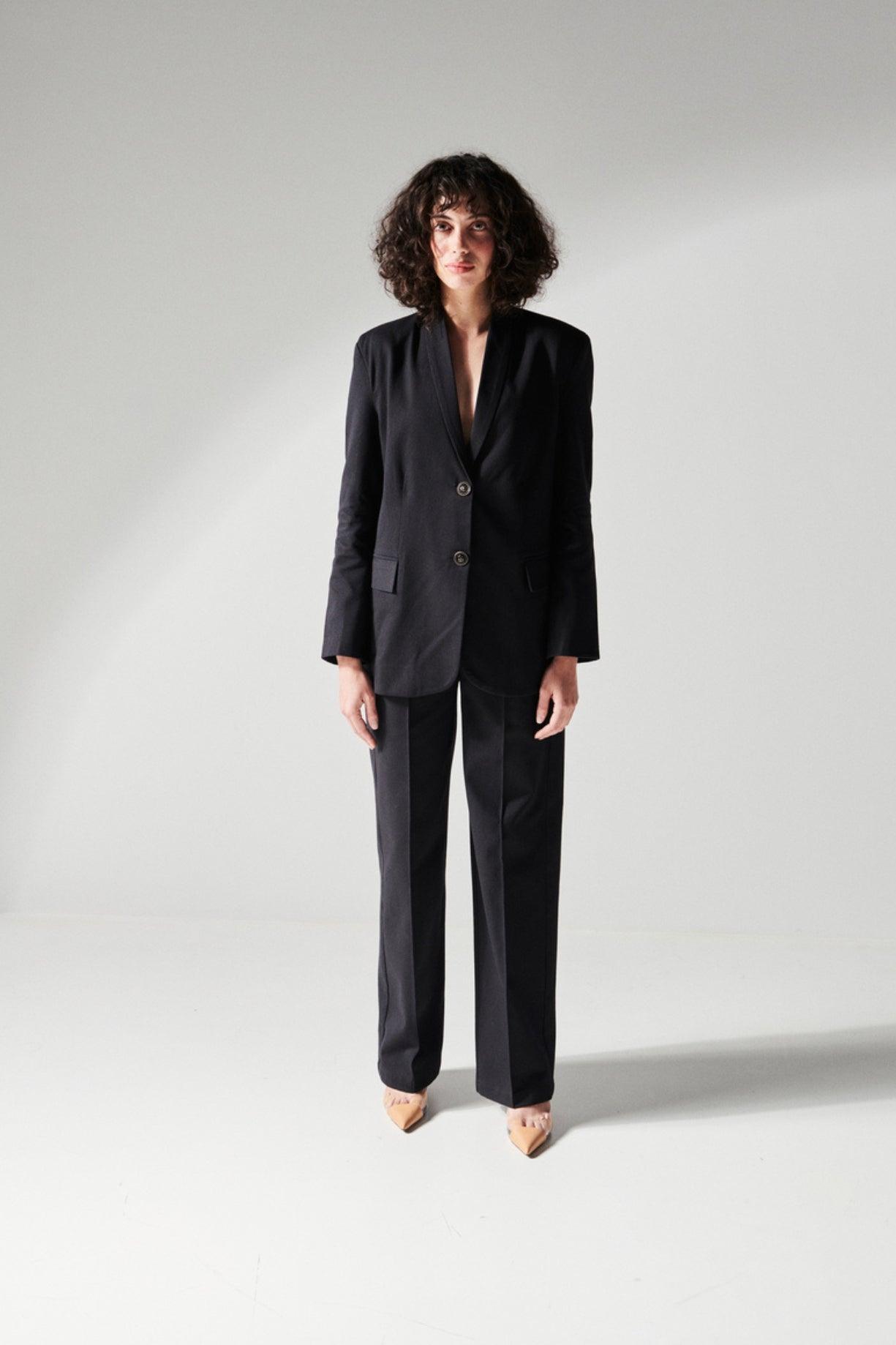 Tailored Black Coat-Sotbella