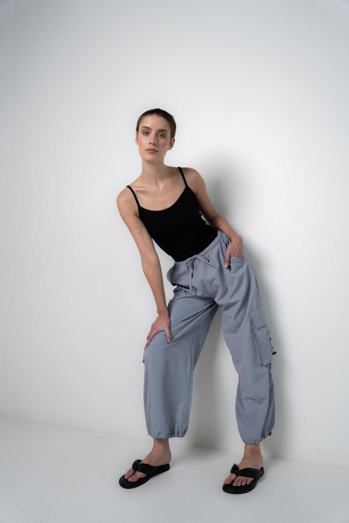 UTILITY STYLE GREY CARGO PANT-Sotbella