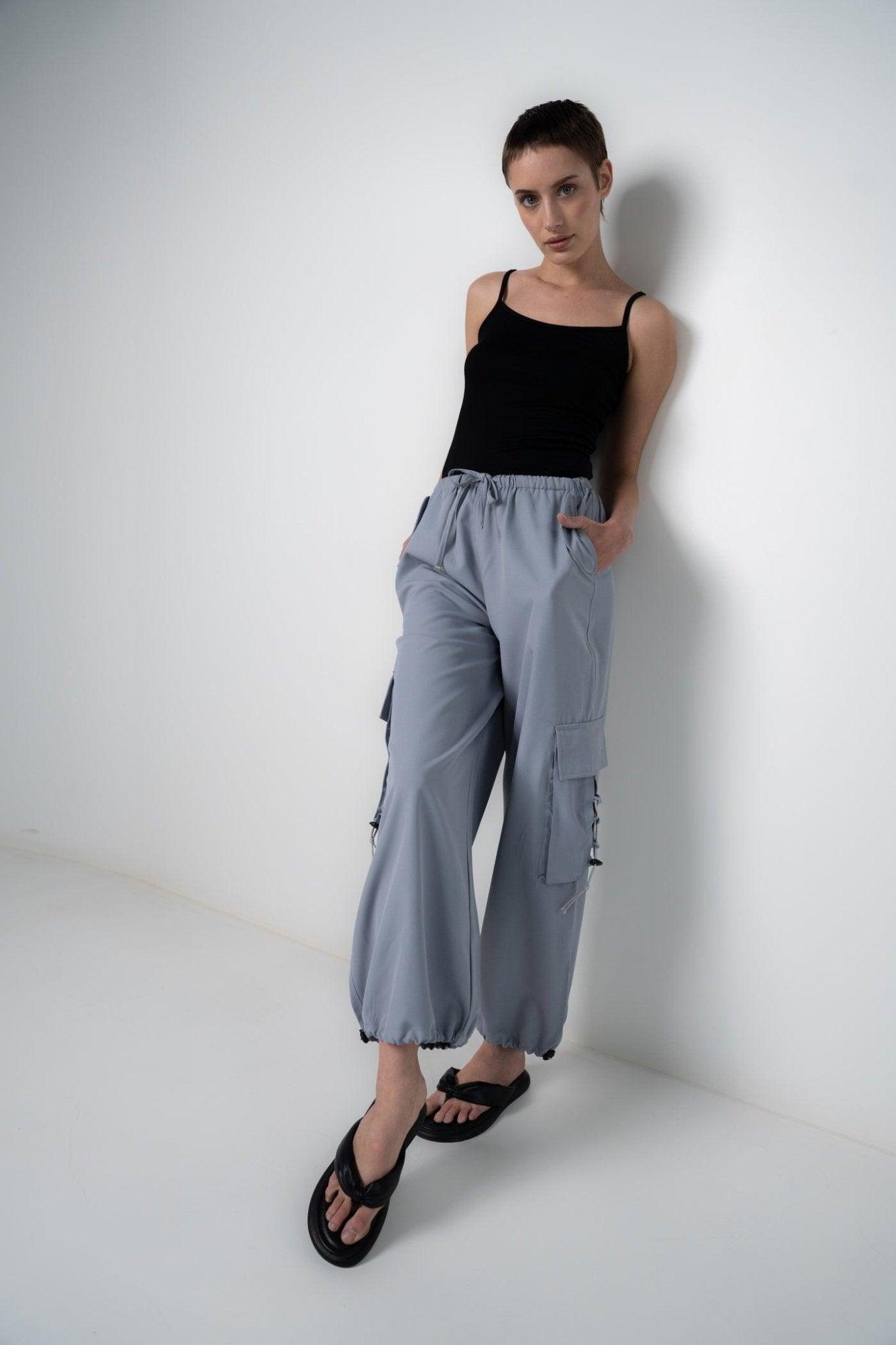 UTILITY STYLE GREY CARGO PANT-Sotbella