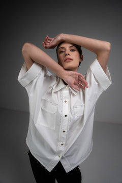 WHITE SUMMER SHIRT WITH ROMANTIC LACE DETAIL - Sotbella